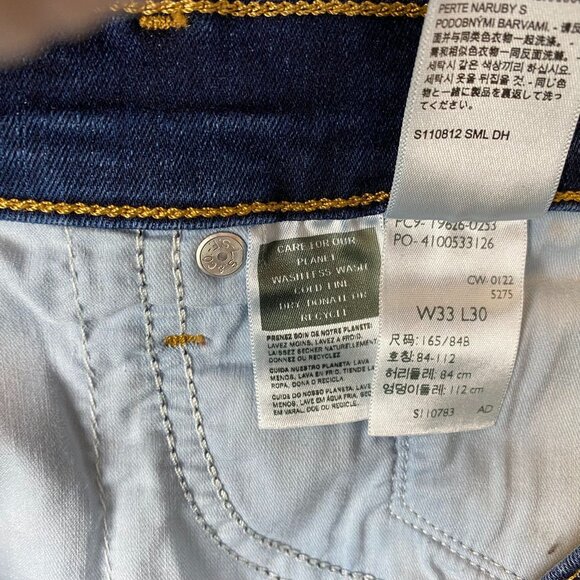 Levis Women's Jeans 33x30 311 Shaping Skinny Dark Wash For Women - Picture 12 of 16